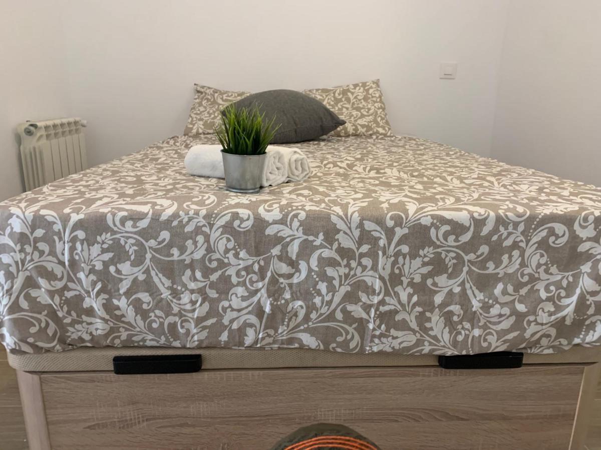 Moncloa-Arguelles Nuevos Pisos Apartment Мадрид Екстериор снимка